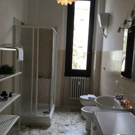 Istay - Santa Chiara Appartamento Firenze