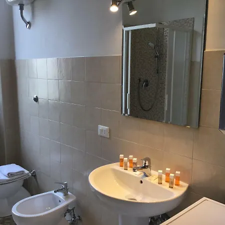 Istay - Santa Chiara Appartamento Firenze