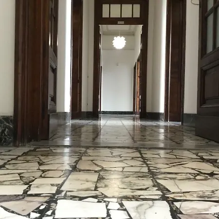 Istay - Santa Chiara Appartamento