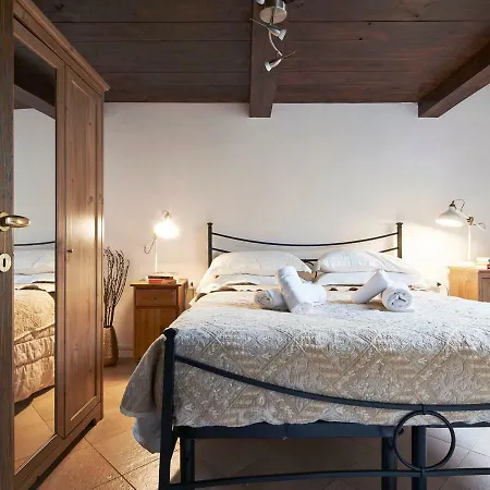 Great Apts Few Steps To The Duomo Apartment *