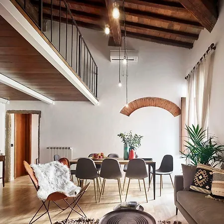 Apartment Great Apts Few Steps To The Duomo Florence