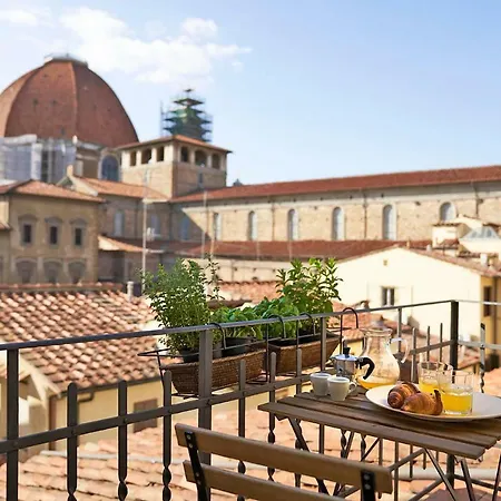 Great Apts Few Steps To The Duomo Florence