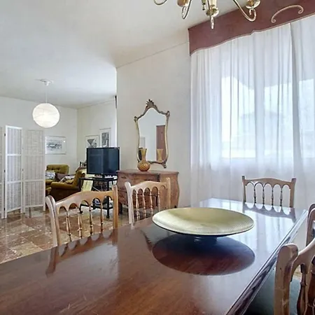 Apartamento Frati Bigi With Parking