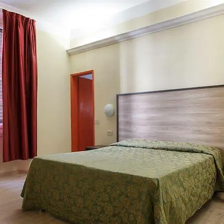 Hotel Flom Boutique 4*