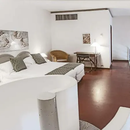 Palazzo Ricasoli 4*