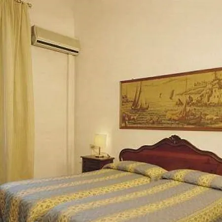 Gioia Otel 3*