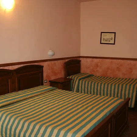 Monica Hotel