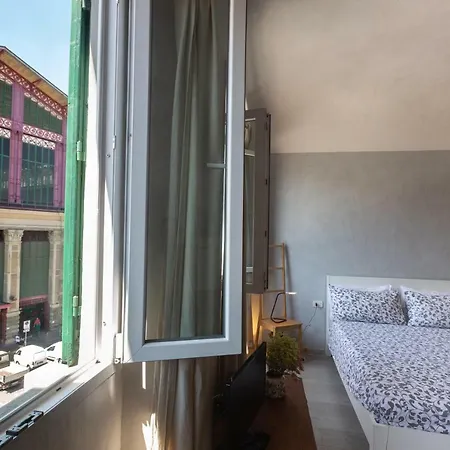 Apartment Piazza Del Mercato Florence