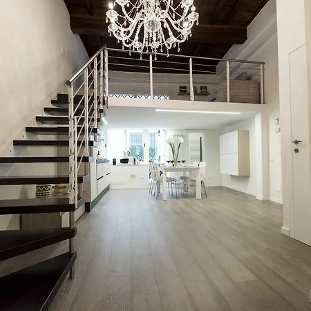 Apartment Silver Novella Luxury Florence