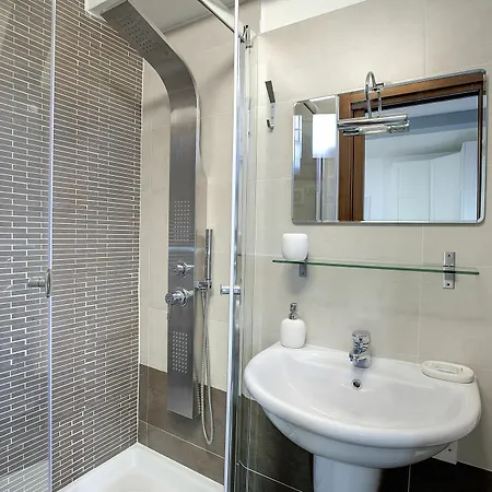 Apartment Risveglio In Piazza Santa Croce