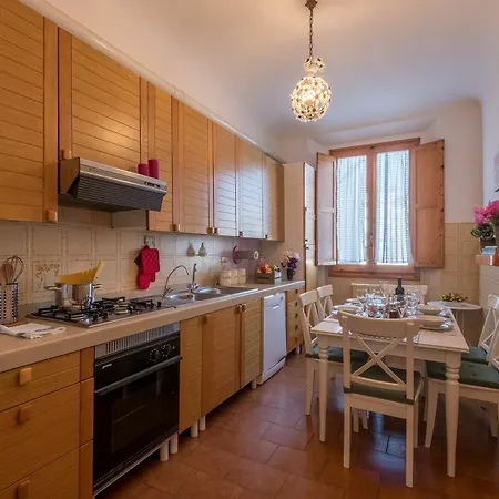 Santa Maria Novella Apartment
