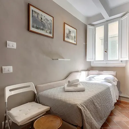 Risveglio In Piazza Santa Croce Apartment