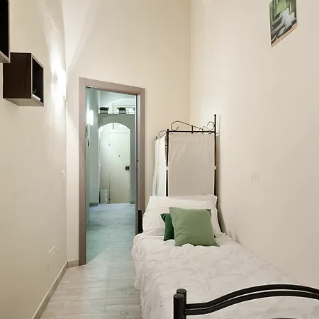 Apartment Santa Croce Cathedral By Mmega