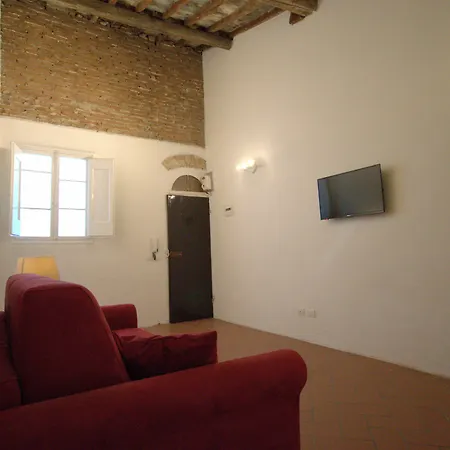 Apartment Prestige House Arno River