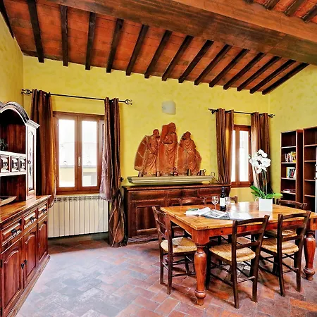 Family Apartment *