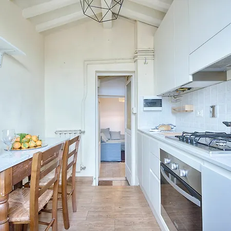 Santa Signoria Apartment