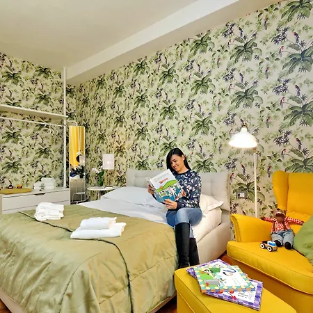 Family Apartment *