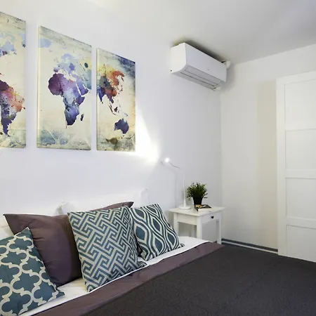 Apartment Faenza Florence