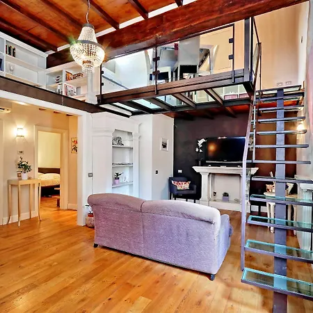 Family Apartment *