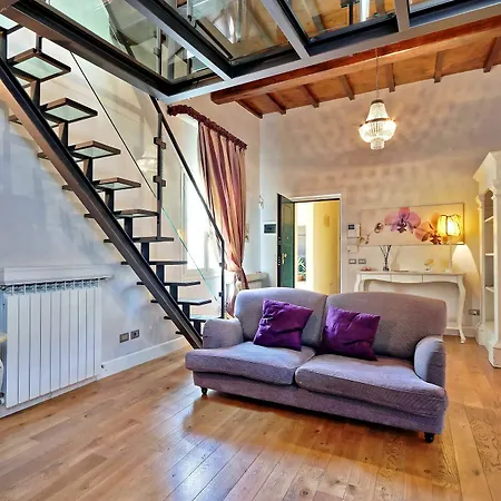 Family Apartment Florence