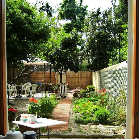 Orti Di Cimabue Bed & Breakfast 2*