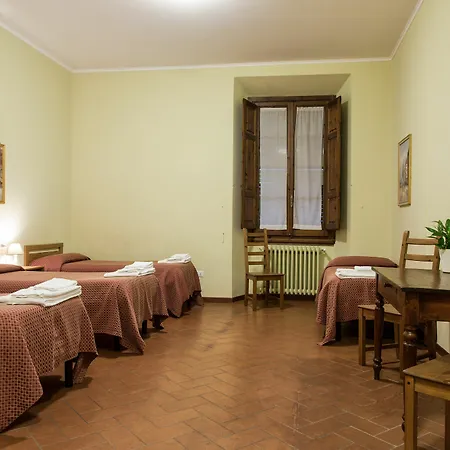 Hotel Casa Santo Nome Di Gesu 3*