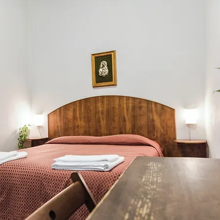 Hotel Casa Santo Nome Di Gesu Firenze