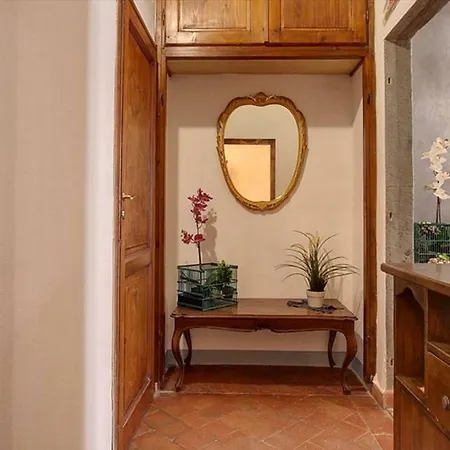 Apartment Bronzino