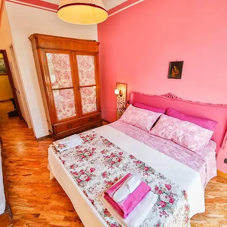 Baronessa Bed & Breakfast *