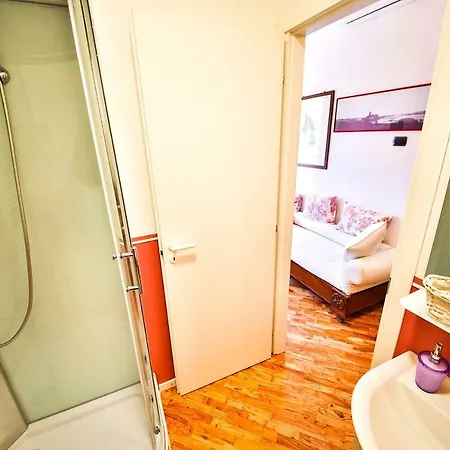Baronessa Bed & Breakfast *