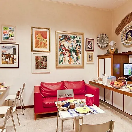 Hotell Nuova Italia 2*
