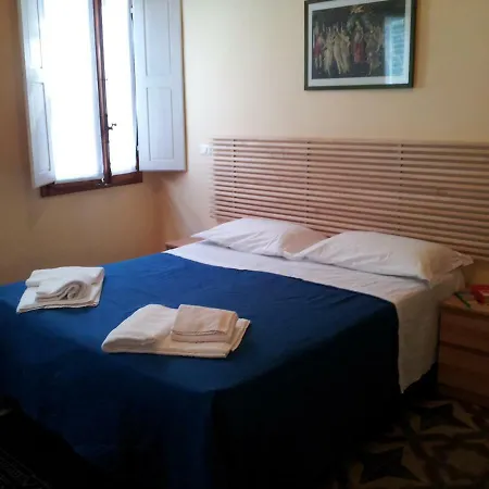 Residenza Monna Lisa *