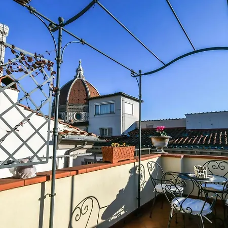 Romantic Terrace *