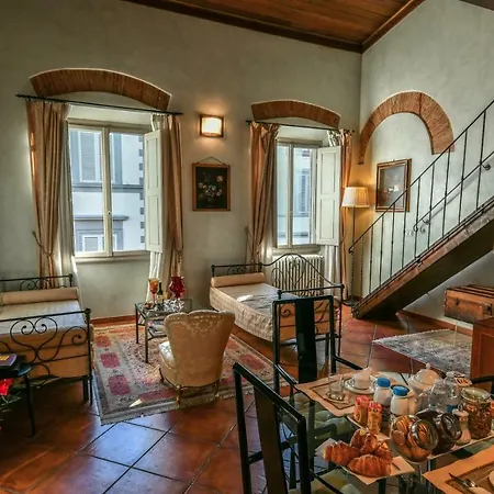 Apartment Romantic Terrace Florence