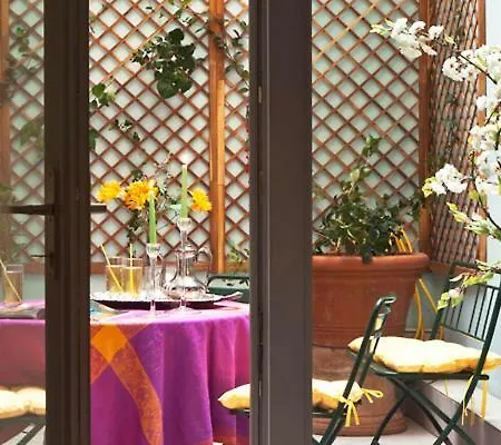 Apartment Via Dei Fossi Florence