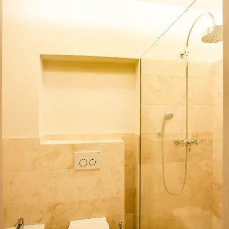 Leopolda Apartment
