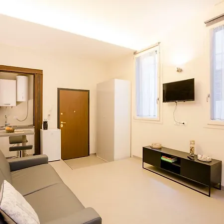 Apartment Leopolda *