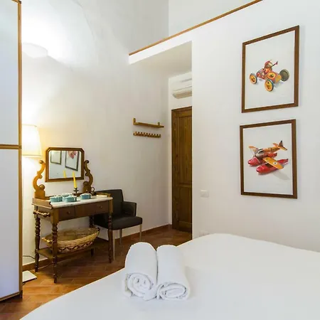Appartamento Via Delle Terme Flat *
