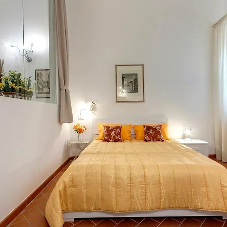 Apartment Casa Sani .... Close To Old Bridge *