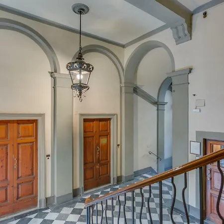 Cherubini Palace Thematic Apartman Firenze