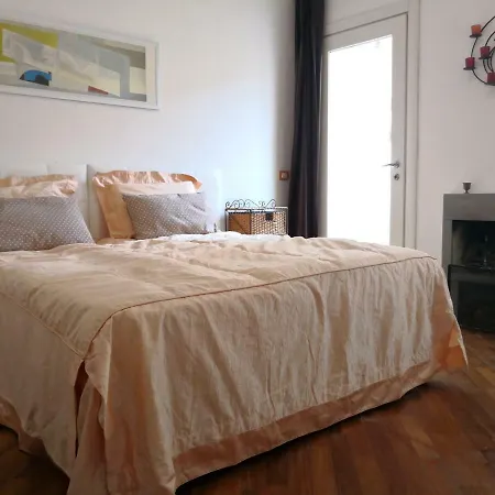 Guest house White