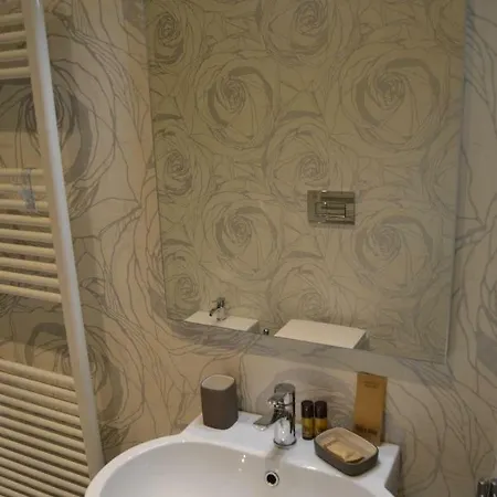 Opera 19 Luxury Apartamento
