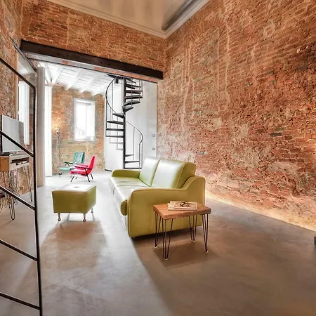 Stone Walls Deluxe Florence