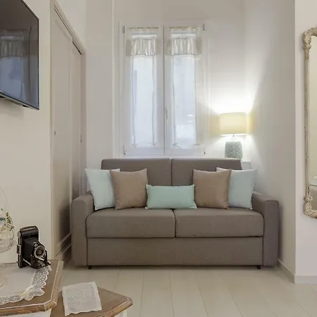 Accademia Gallery Charming Apartment *