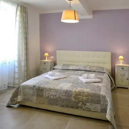 Apartment Ognissanti 67 Florence