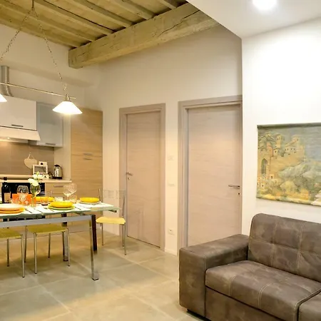Ognissanti 67 Apartment Florence
