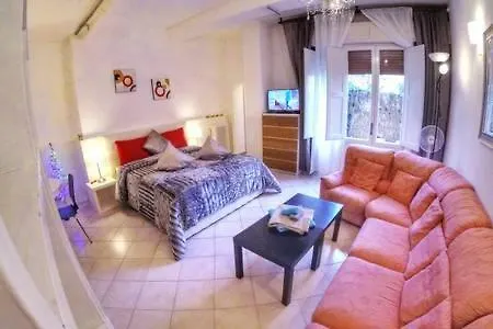 Apartamento Borgo Ognissanti And Charming Location Florencia