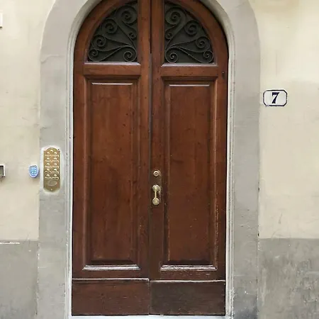 Florentine Style Apartment Florence