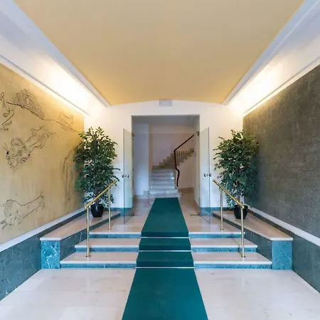 Gershwin Apartment