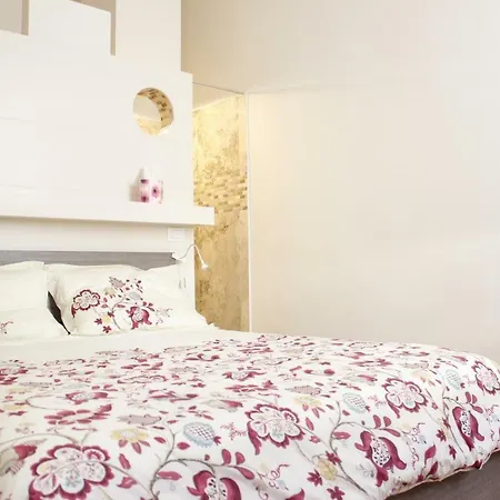 Apartment Art Porta A Prato Florence